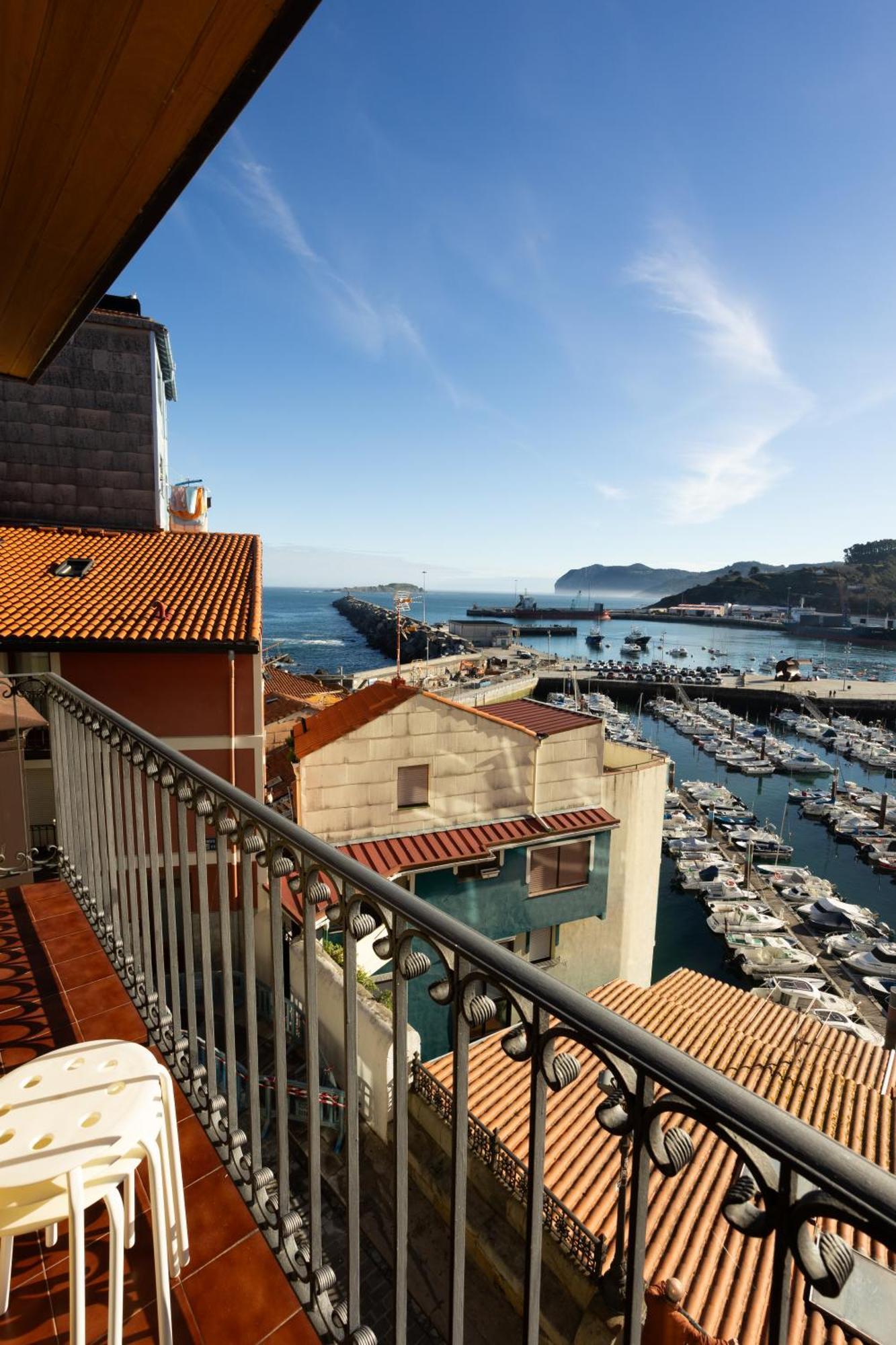 Apartamentos Bermeo, Museoa エクステリア 写真